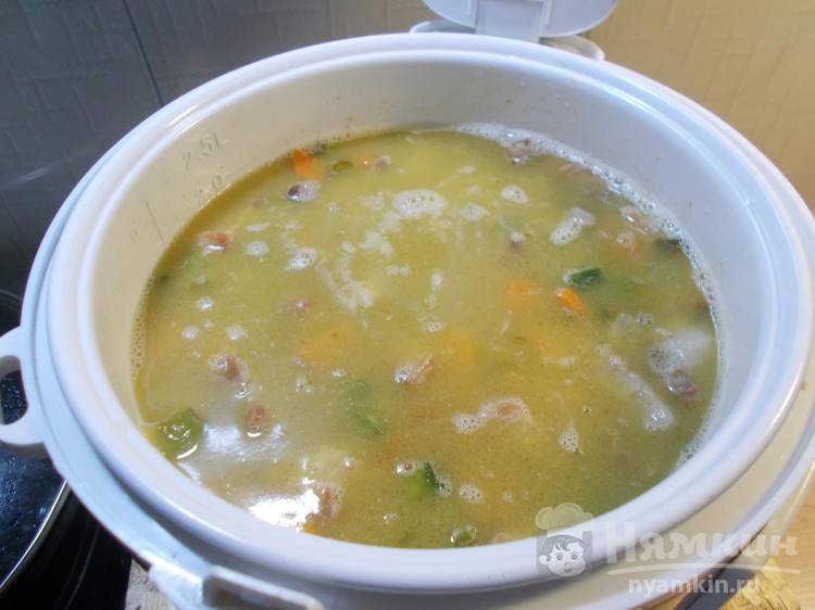 Каша из булгура с мясом и овощами в мультиварке - фото шаг 10