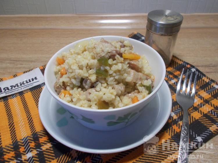 Каша из булгура с мясом и овощами в мультиварке - фото шаг 12