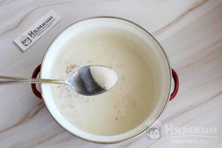Овсяная каша на молоке из цельного зерна с абрикосами - фото шаг 4