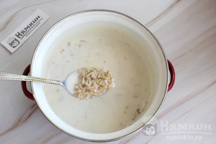 Овсяная каша на молоке из цельного зерна с абрикосами - фото шаг 5
