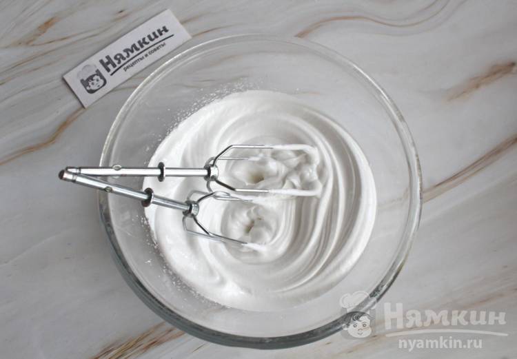 Печенье Сугробы с белковым кремом к новогоднему столу - фото шаг 5
