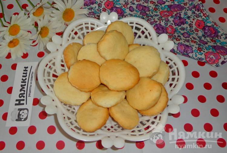 1. Овсяное постное печенье с орехами и курагой