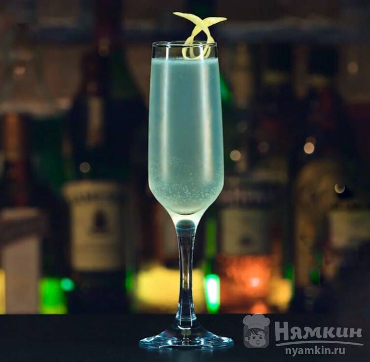 Алкогольный коктейль с джином 