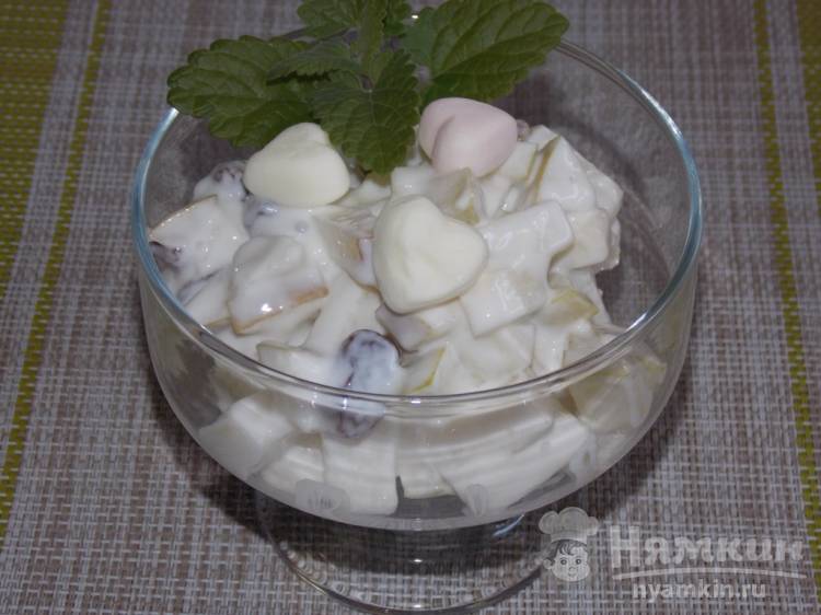 Грушевый салат с йогуртом