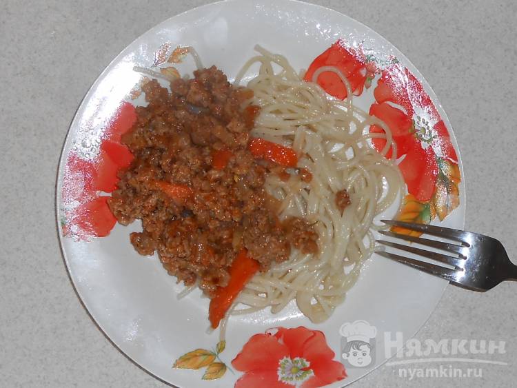 Спагетти с пикантным фаршем