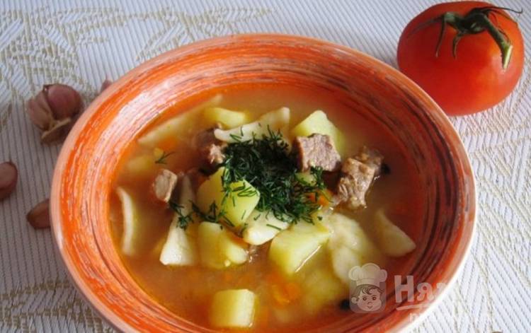 Говяжий суп с овощами и галушками