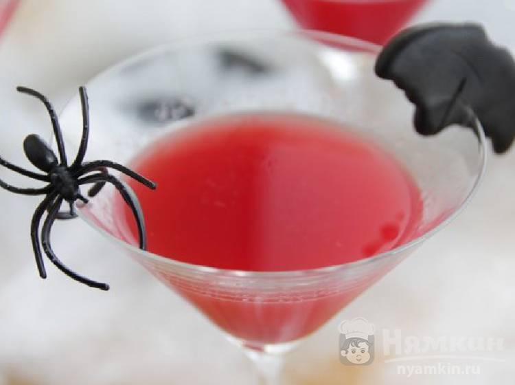 Кровавый коктейль для Хэллоуина