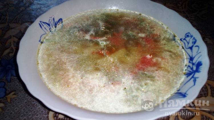 Овощной суп на курином бульоне с пекинской капустой 