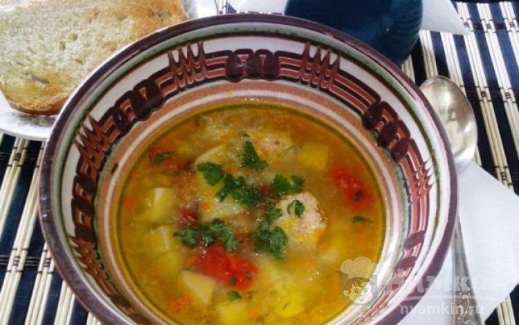 Моментальный суп с фрикадельками в мультиварке