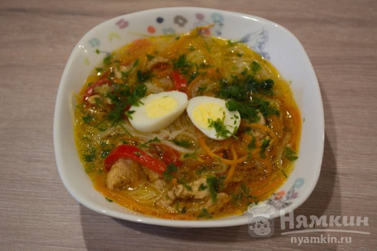 Куриный суп с луком-пореем по-азиатски