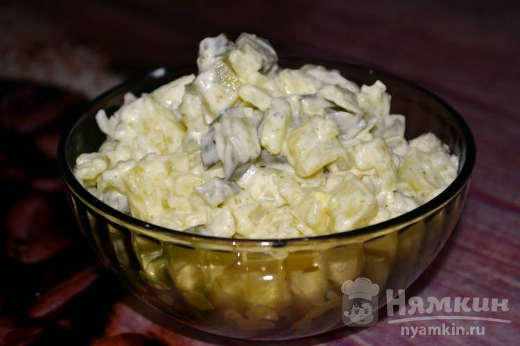 Салат из картофеля с солеными огурцами 