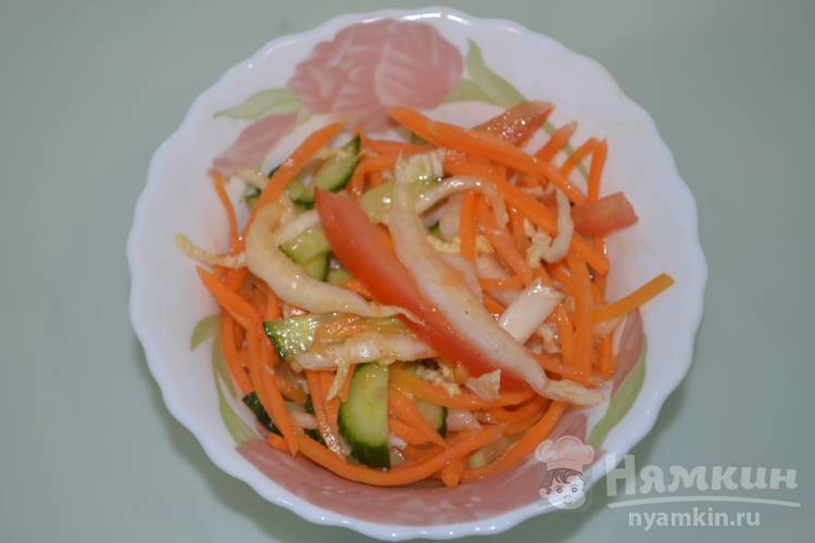 Салат с пекинской капустой и корейской морковью