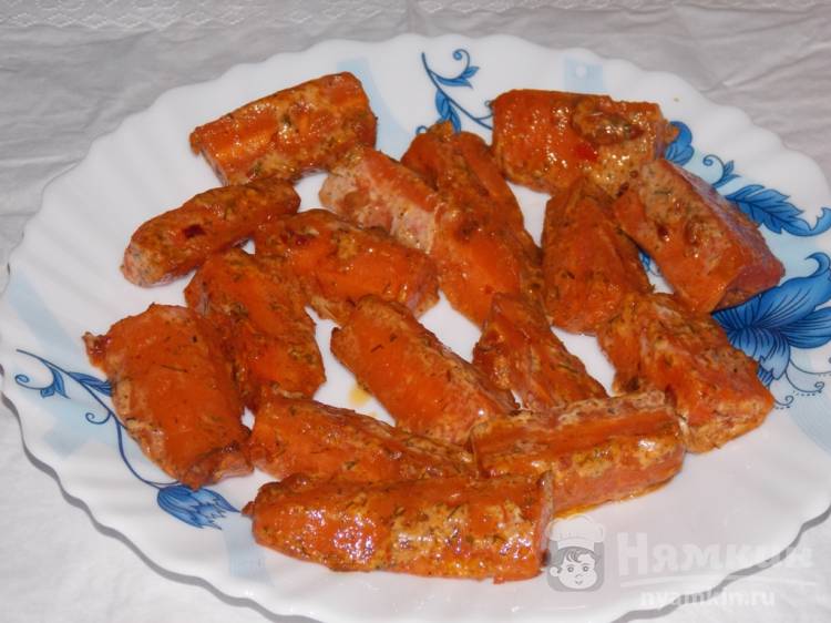 Кусочки моркови в маринаде запеченные в духовке