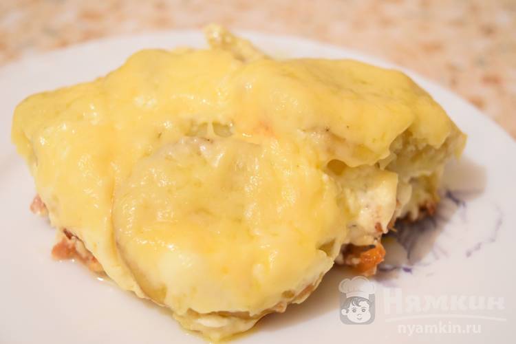 Картошка по французски с фаршем, грибами и сыром в духовке