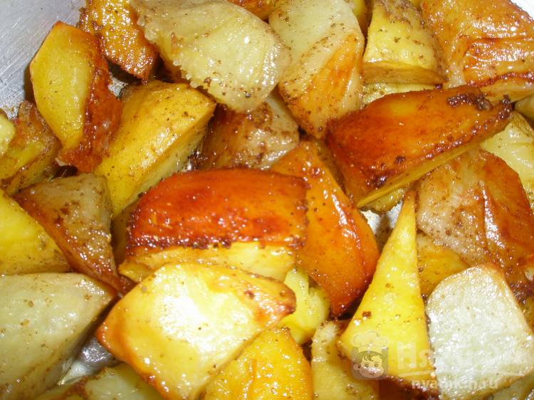 Картофель по-деревенски с хмели-сунели