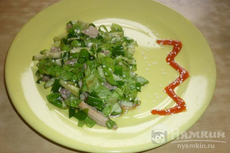 Тайский салат с курицей