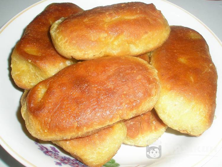 Жареные пирожки с картошкой – рецепт Бабушки Эммы