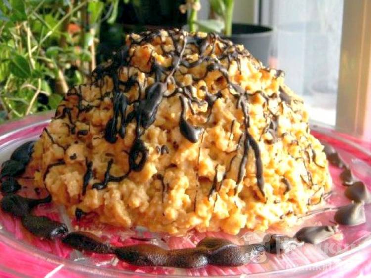 Торт муравейник из печенья со сгущенкой рецепт с фото