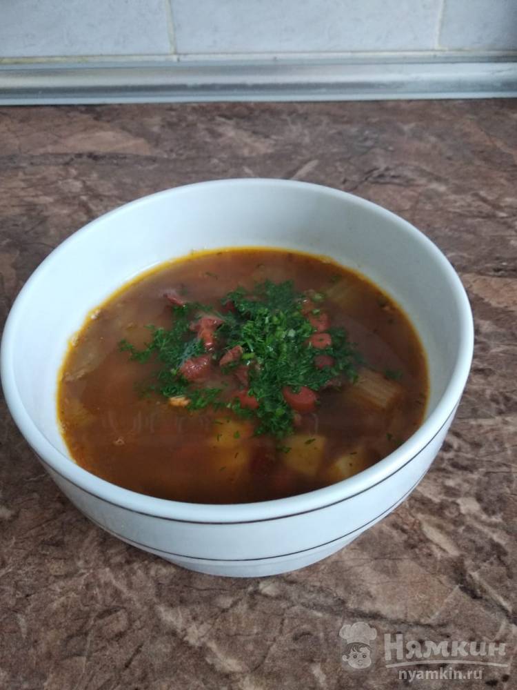 Фасолевый суп с говядиной