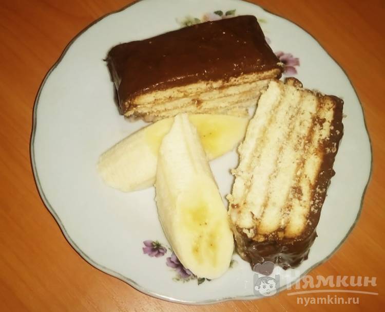 Десерт из печенья с бананом без выпечки 