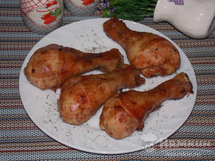 Голени куриные с сухой аджикой и горчицей в духовке