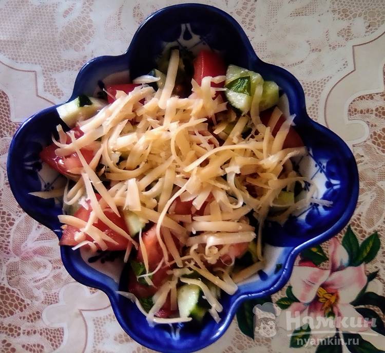 Овощной салат с сыром