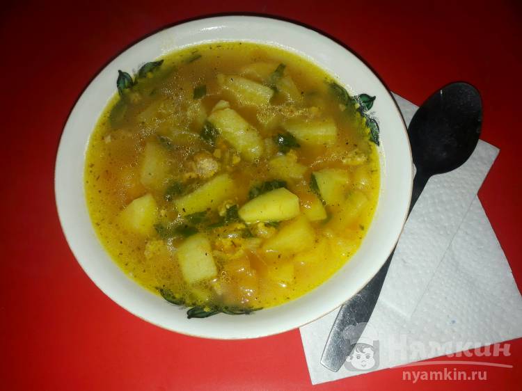 Картофельный суп с фаршем в мультиварке
