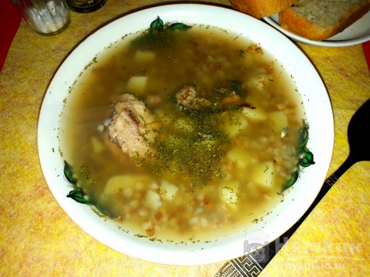 Быстрый гречневый суп с консервой из сардины