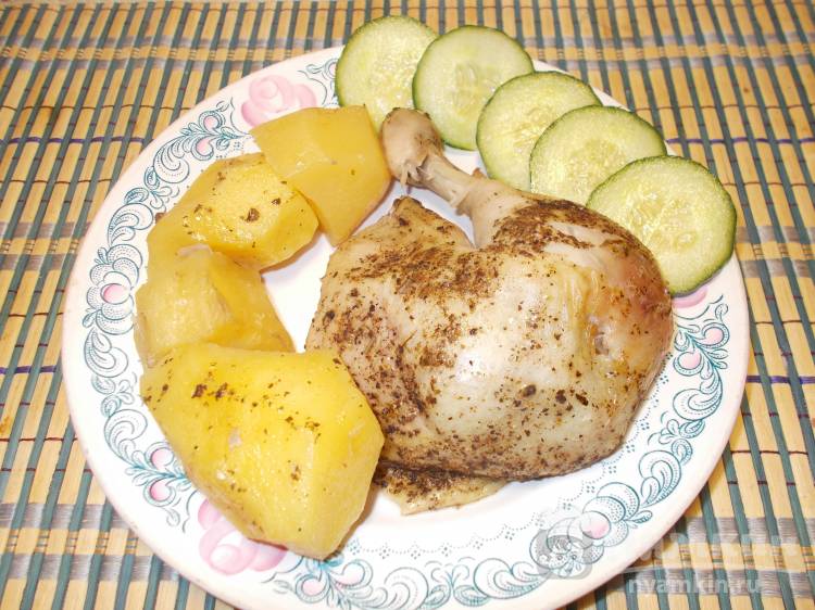 Курица с картошкой запеченная в русской печи (духовке)