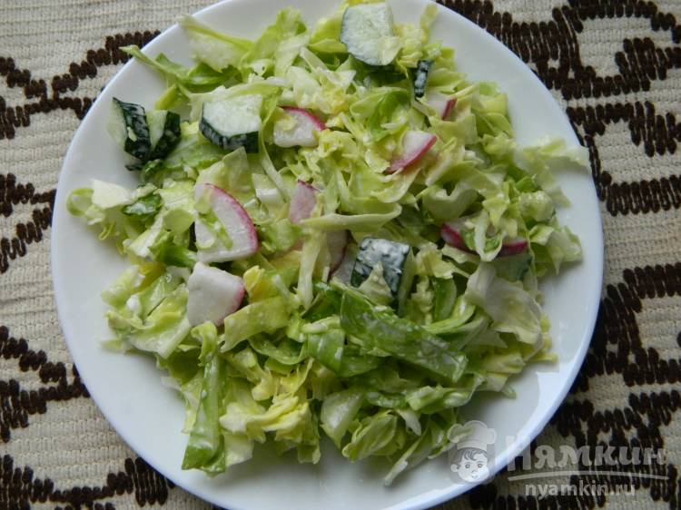 Легкий салат Весенний