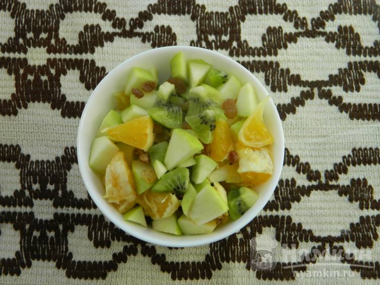 Полезный фруктовый салат для детей