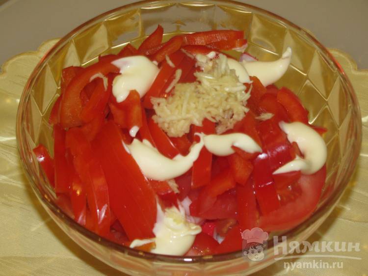 Салат из крабовых палочек и помидоров