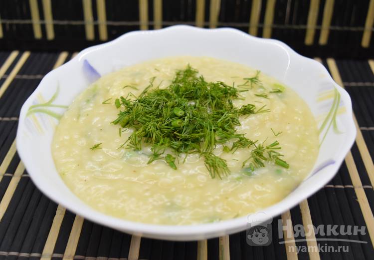 Овощной крем-суп с рубленой зеленью