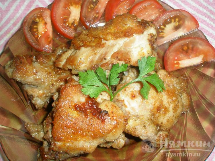Цыпленок в приправе жареный в сухарях