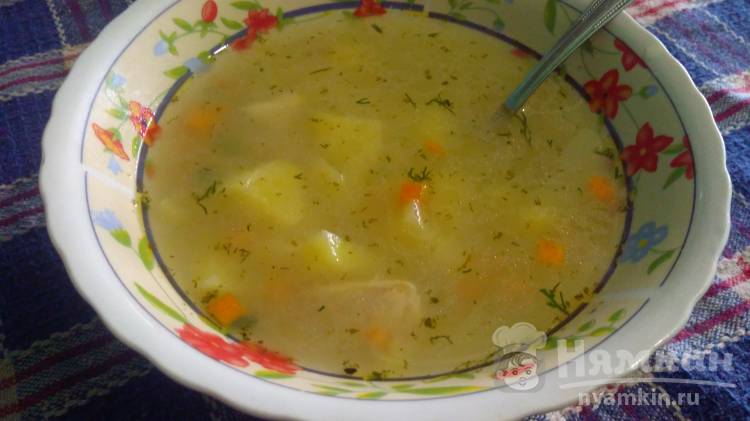 Вкусный и сытный куриный суп с рисом