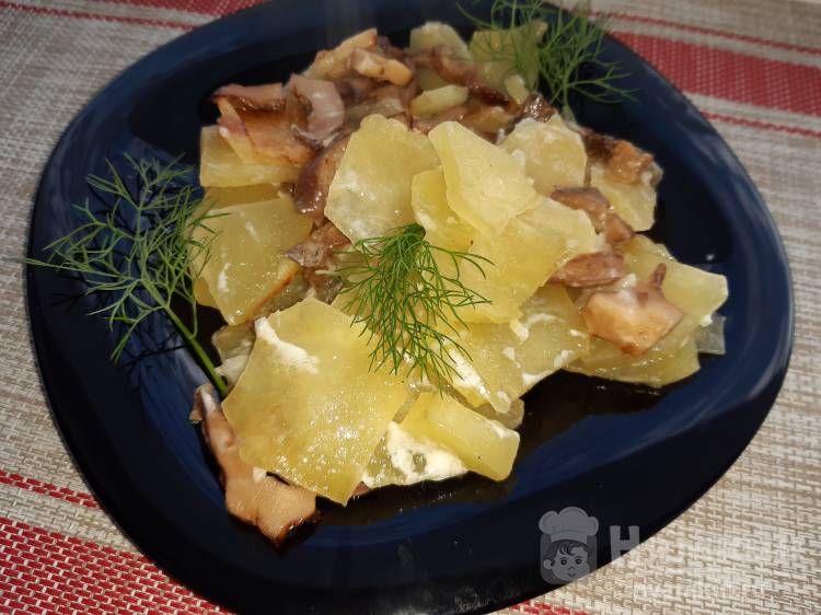 Домашняя картофельная запеканка с лесными грибами