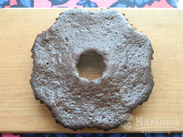 Шоколадный кекс в силиконовой формочке в духовке