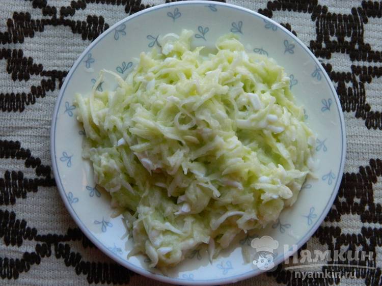 Нежный салат из кабачков