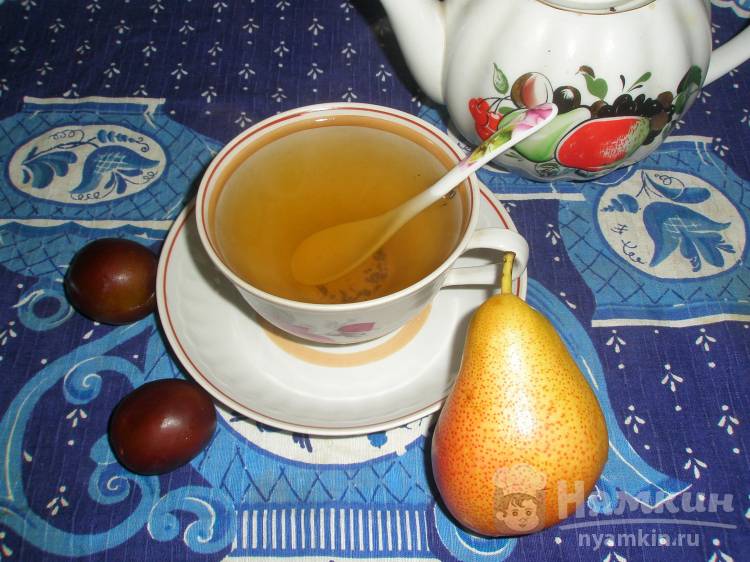 Чай-ассорти с яблоком, грушей и сливами