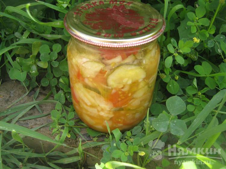 Бабушкин салат из помидоров и огурцов