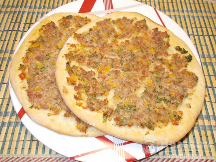 Лахмаджун - турецкая пицца с фаршем