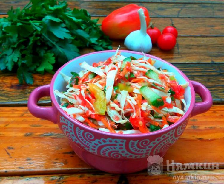 Овощной салат с помидорной заправкой