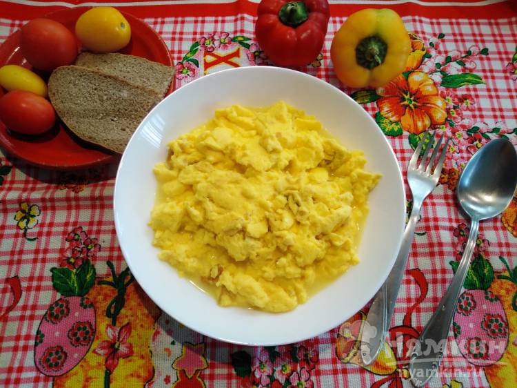 Яйца-скрэмбл на завтрак