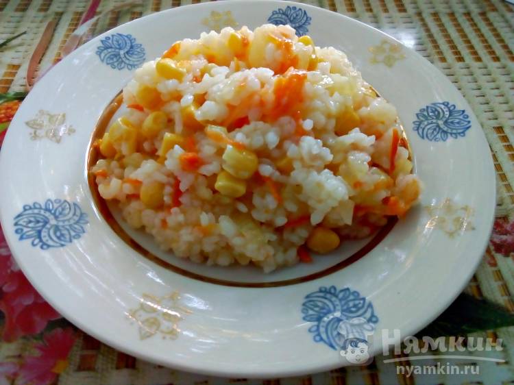 Рис с кукурузой и морковью 