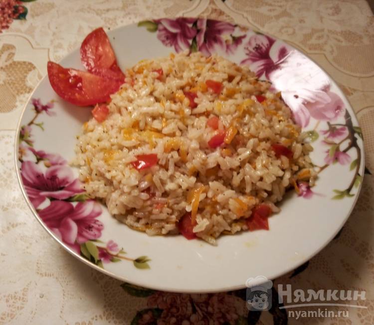Золотистый рис с овощами на гарнир