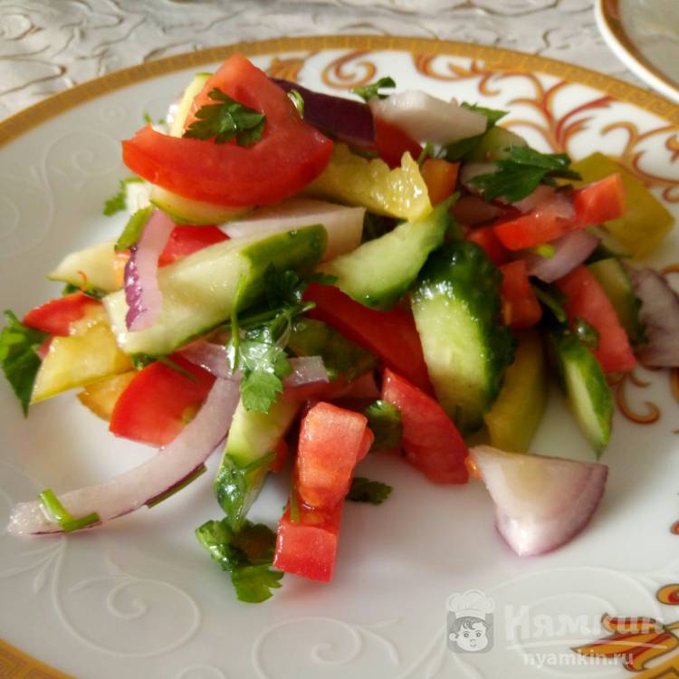 Осенний салат из редьки и овощей
