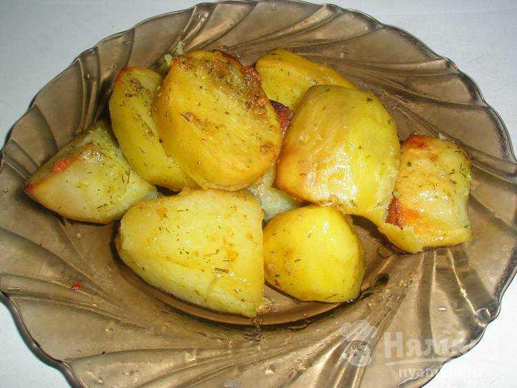Картошка по-деревенски с приправой для картофеля с чесноком