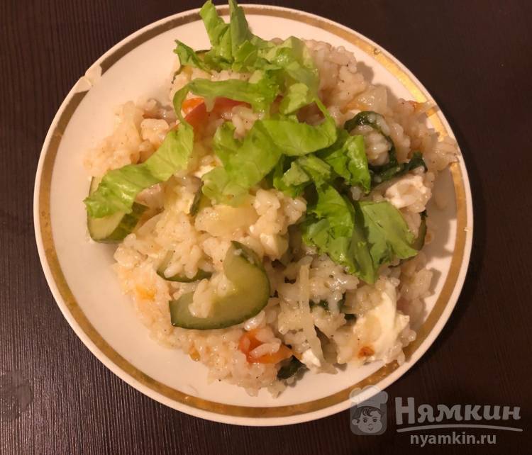 Рис с тушеными овощами на сковороде