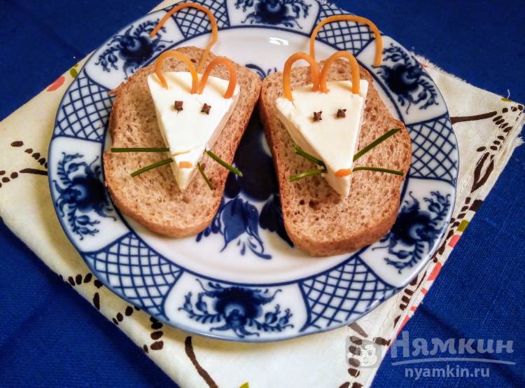 Бутерброды - Мышки на праздничный стол 