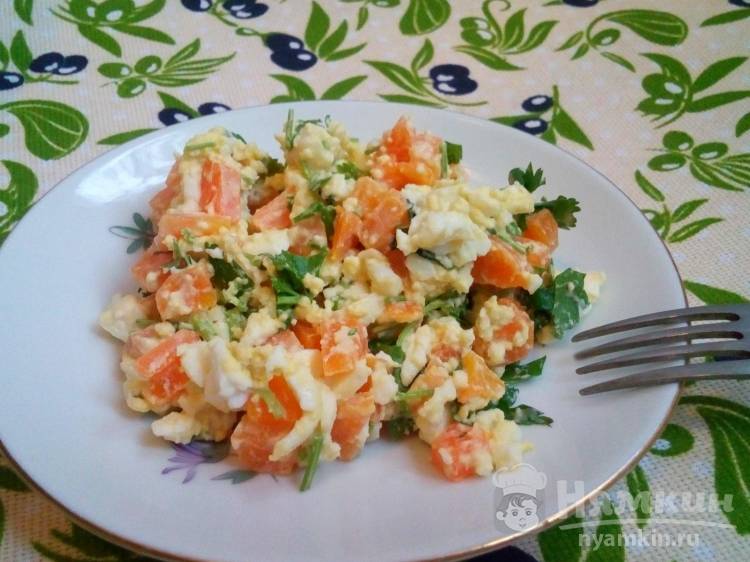 Салат Селянка с морковью и яйцом